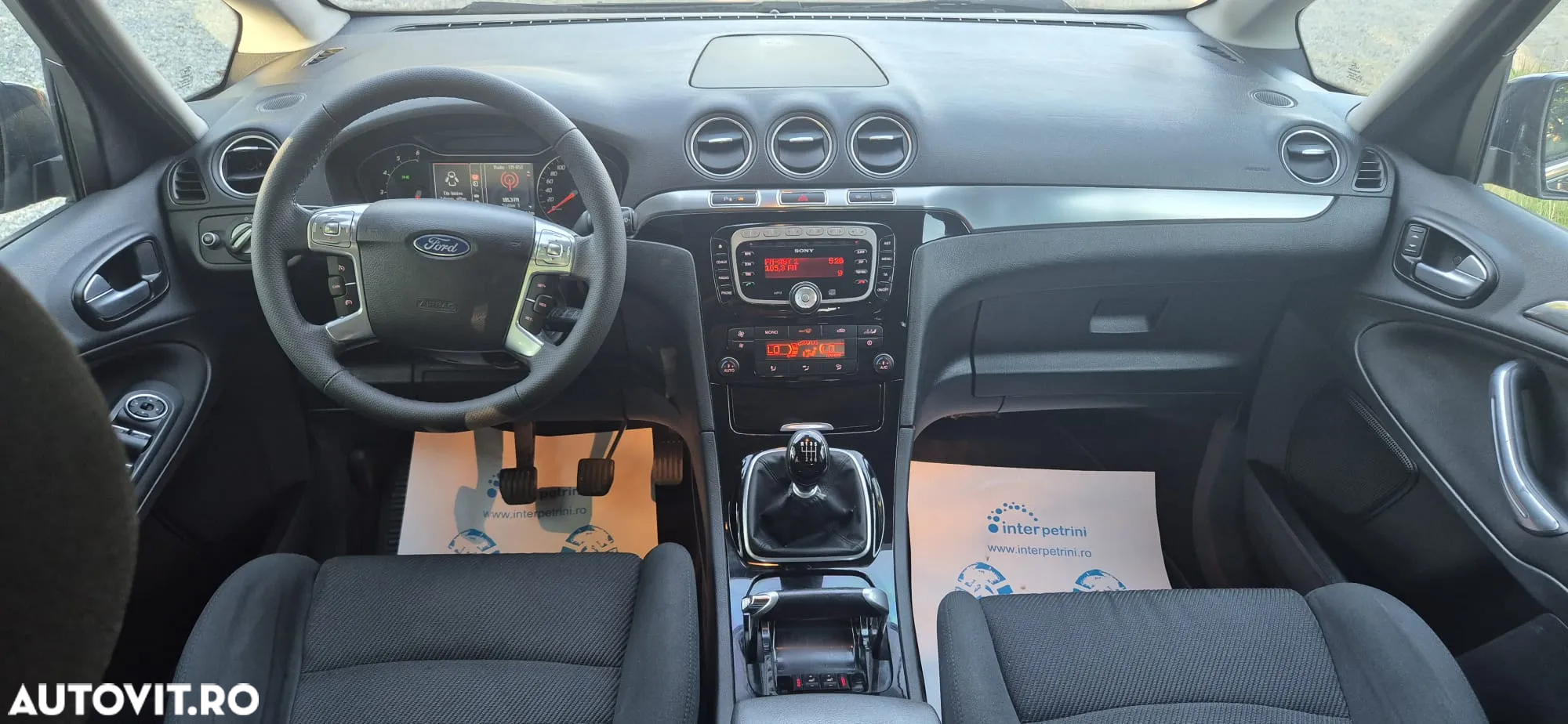 Ford Galaxy - 6