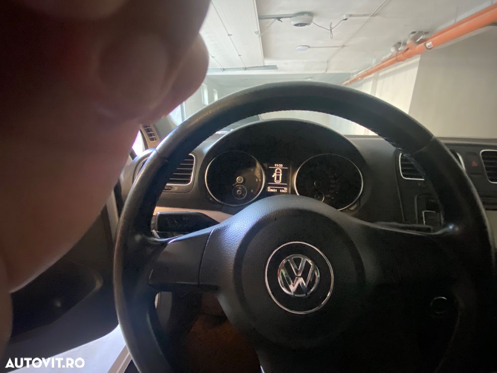 Volkswagen Golf 2.0 TDI Highline - 5