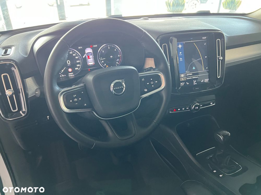 Volvo XC 40 - 12