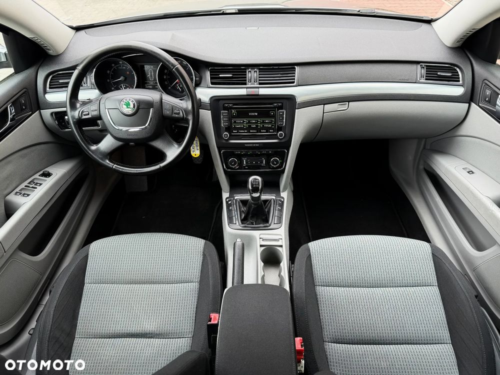 Skoda Superb 1.8 TSI Elegance - 7