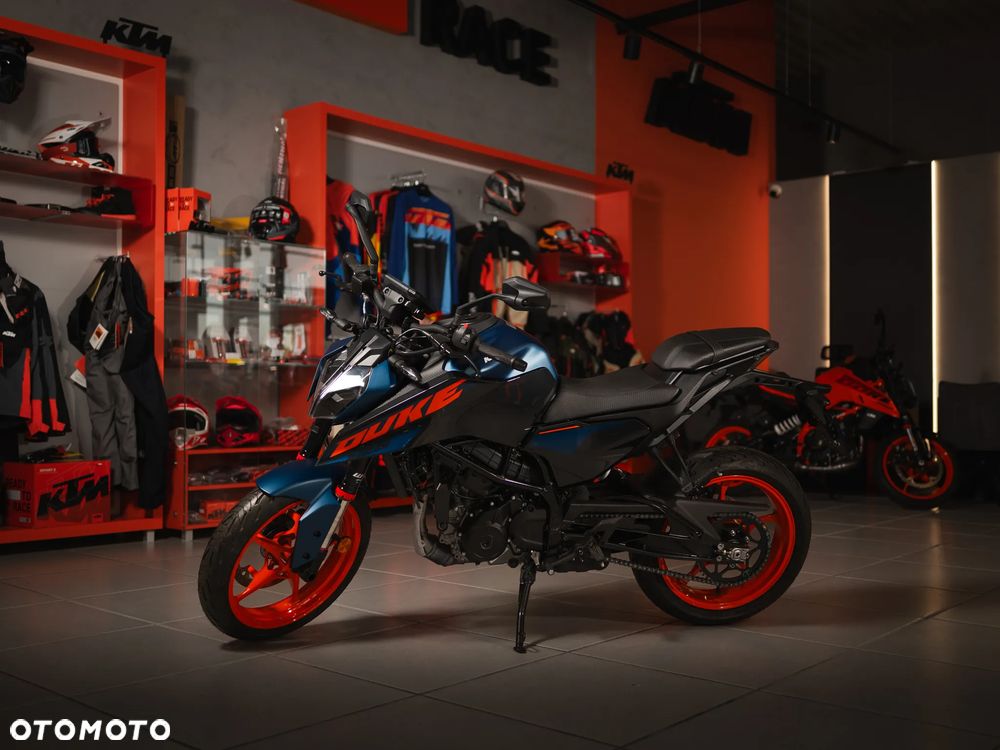 KTM Duke - 3