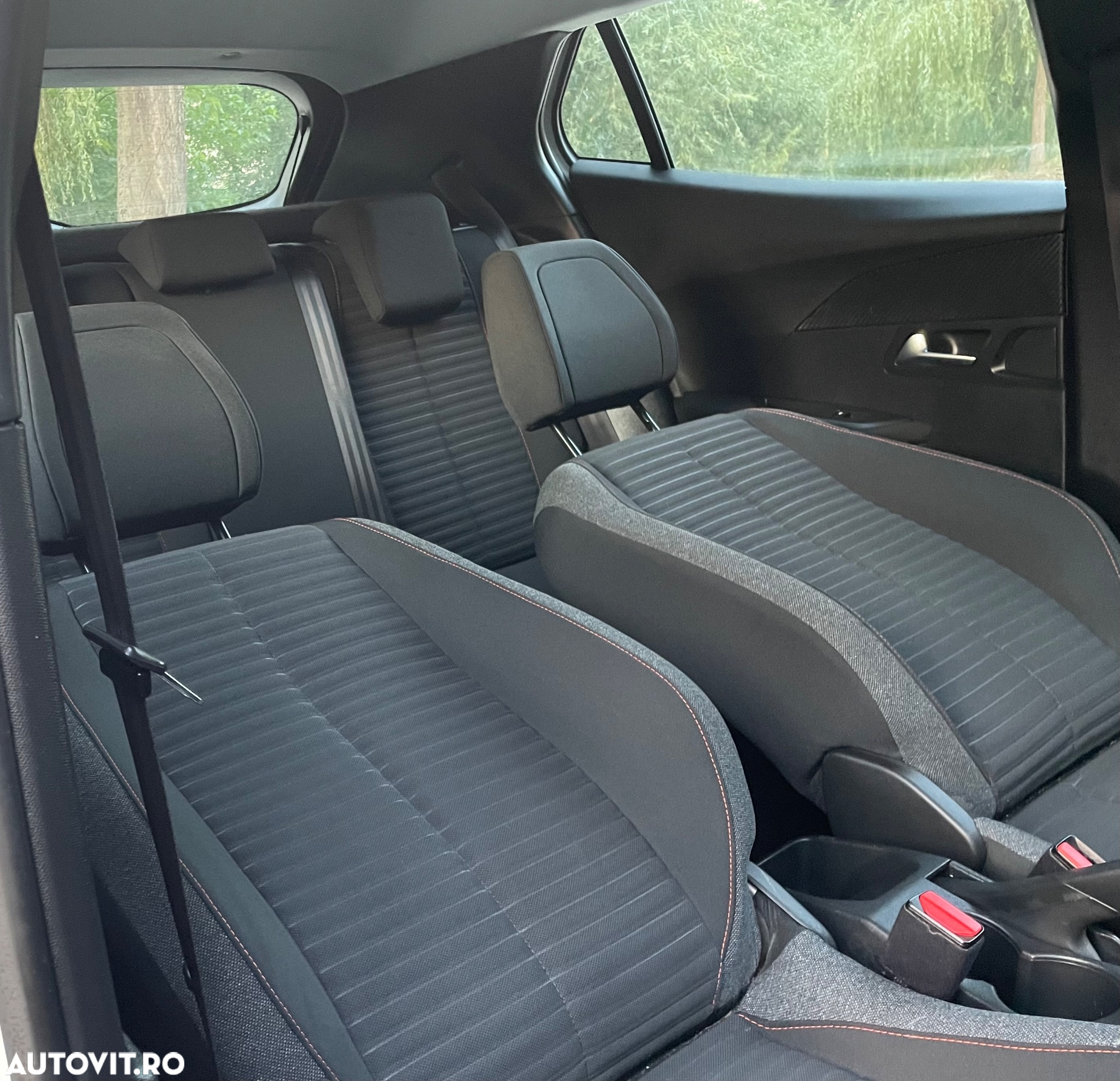 Peugeot 2008 BlueHDi 110 Allure Pack - 7