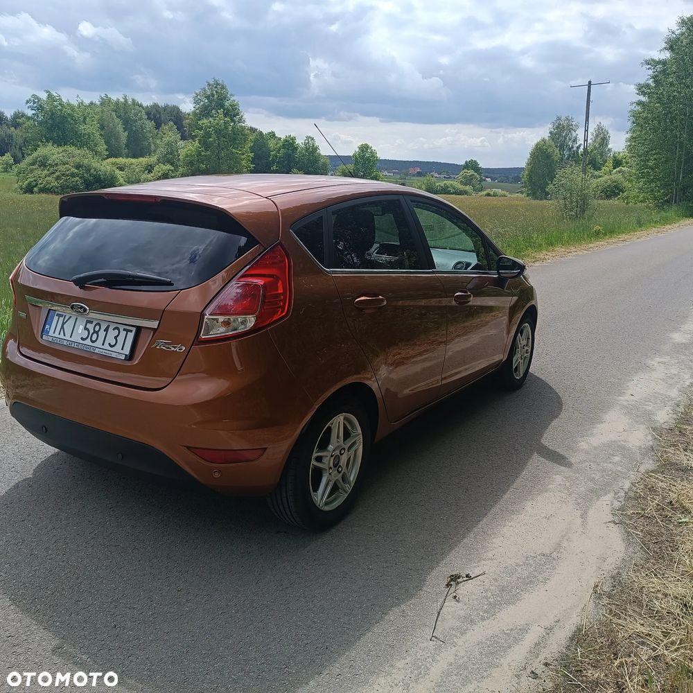 Ford Fiesta 1.0 EcoBoost Titanium - 24