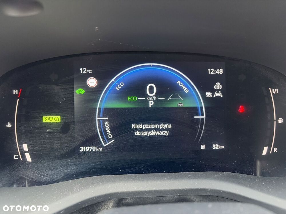 Toyota Camry - 19