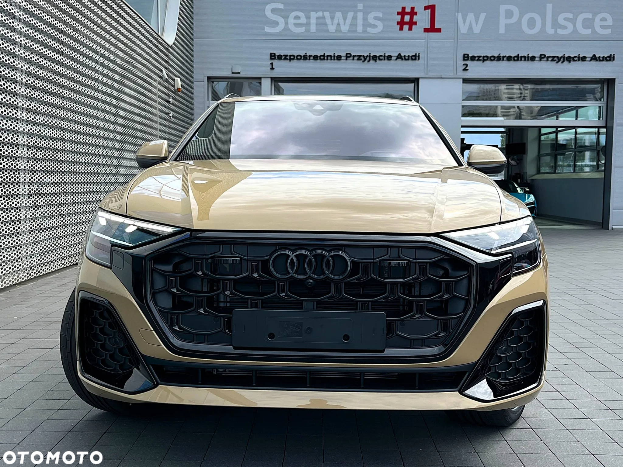 Audi Q8 - 30