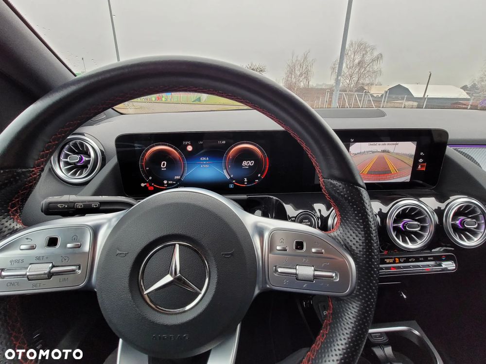 Mercedes-Benz Klasa B 180 AMG Line - 9