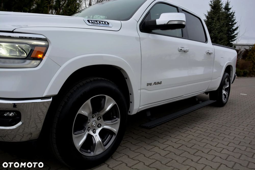 Dodge RAM - 16
