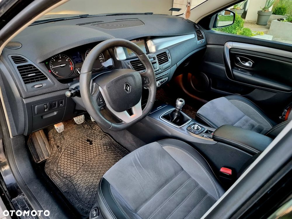 Renault Laguna 2.0 dCi Initiale - 18