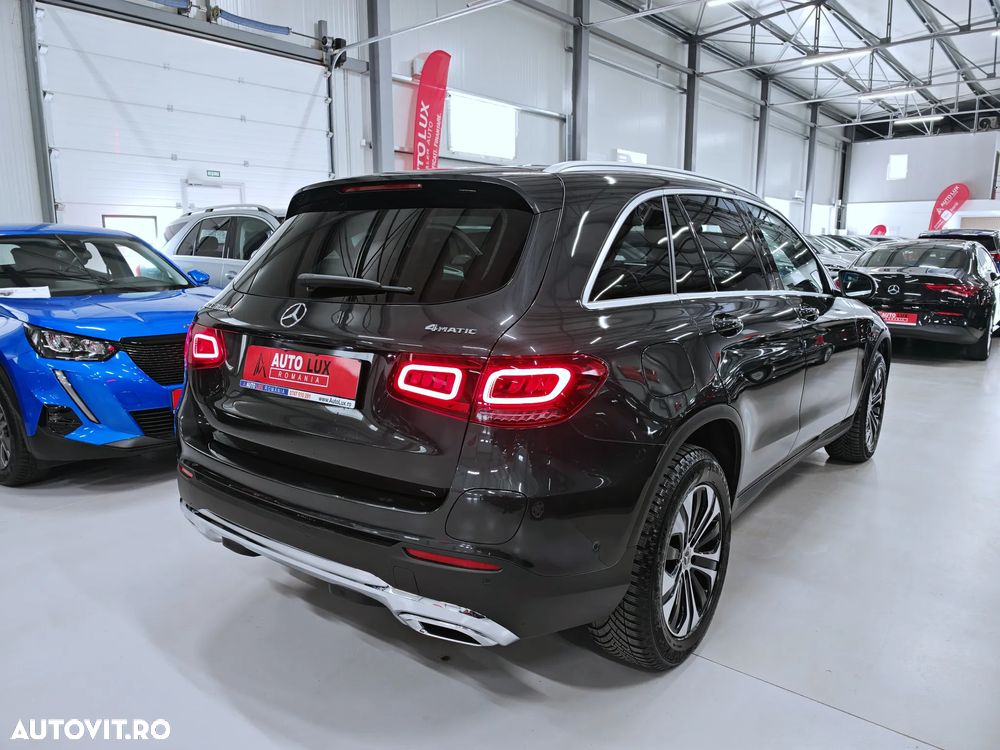 Mercedes-Benz GLC 300 de 4Matic 9G-TRONIC - 4