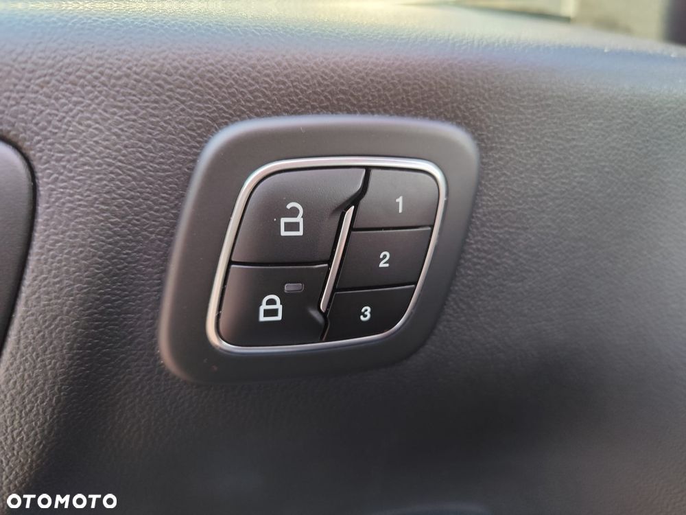 Ford Kuga 2.5P PHEV FWD Vignale - 13