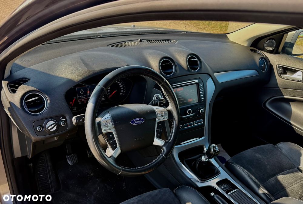 Ford Mondeo 1.6 TDCi ECOnetic Start-Stopp Titanium - 16