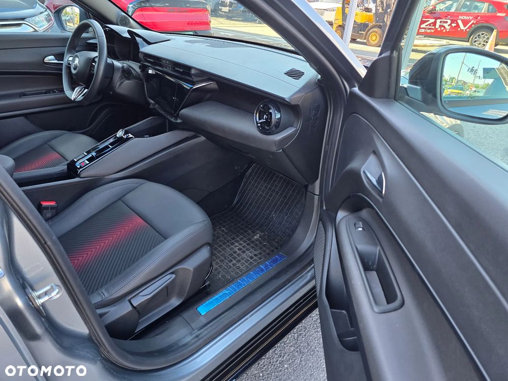 Alfa Romeo Junior 1.2 mHEV Ibrida eDCT - 12