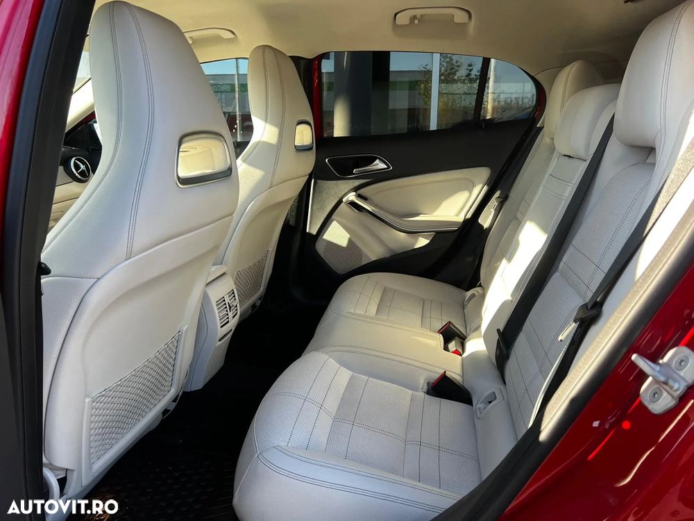 Mercedes-Benz GLA 220 d 4MATIC Aut. - 19