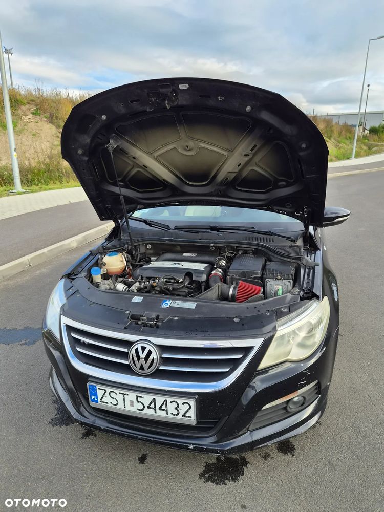 Volkswagen Passat CC - 11