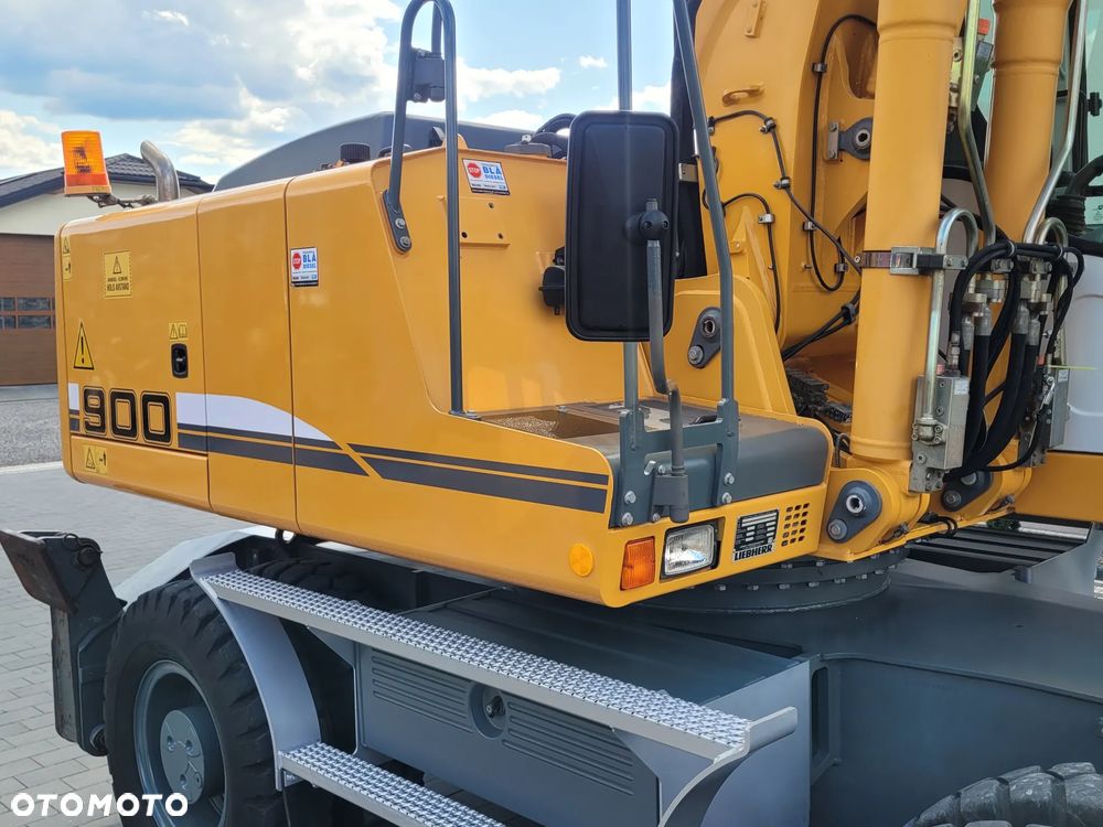 Liebherr 900 C / ROTOTILT ze szczypcami / 5400h / STAN IDEALNY !! / - 13