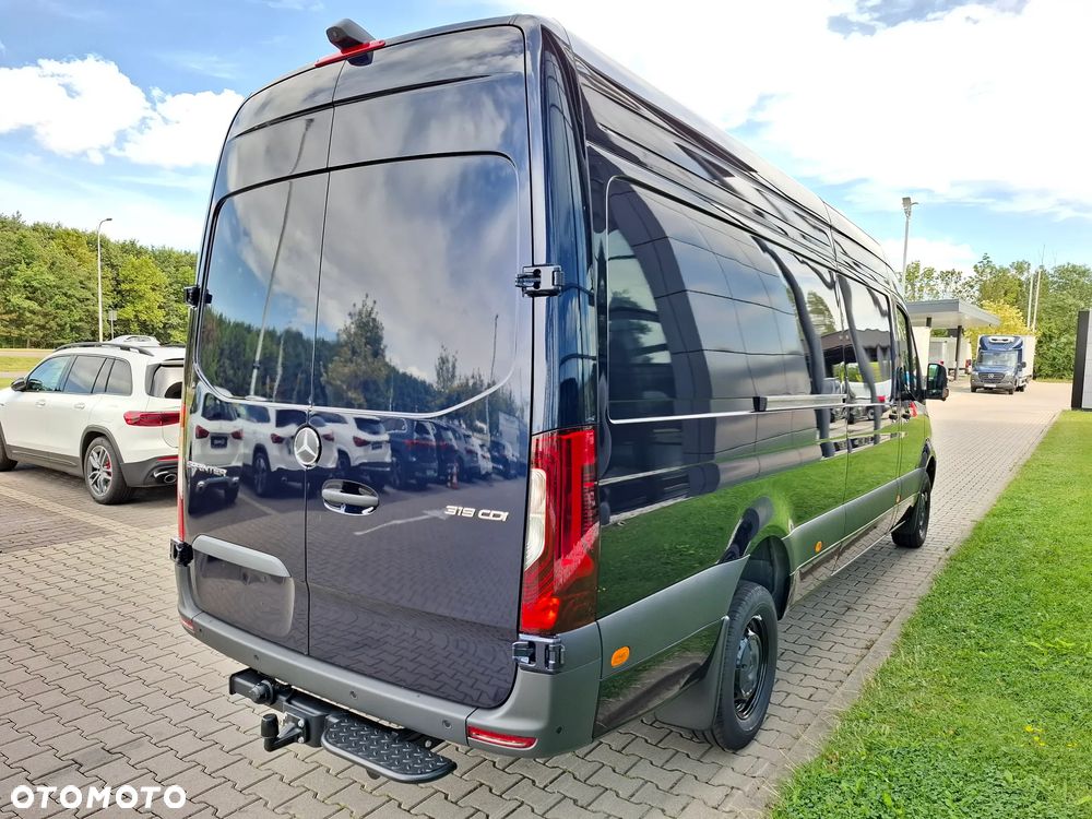 Mercedes-Benz Sprinter 319 CDI Furgon SELECT długi 4325 mm L3H2 - 8