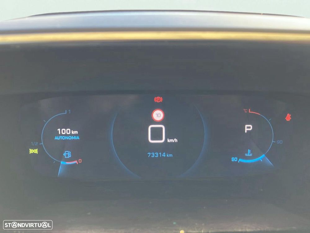 Peugeot 2008 1.2 PureTech GT Line EAT8 - 10