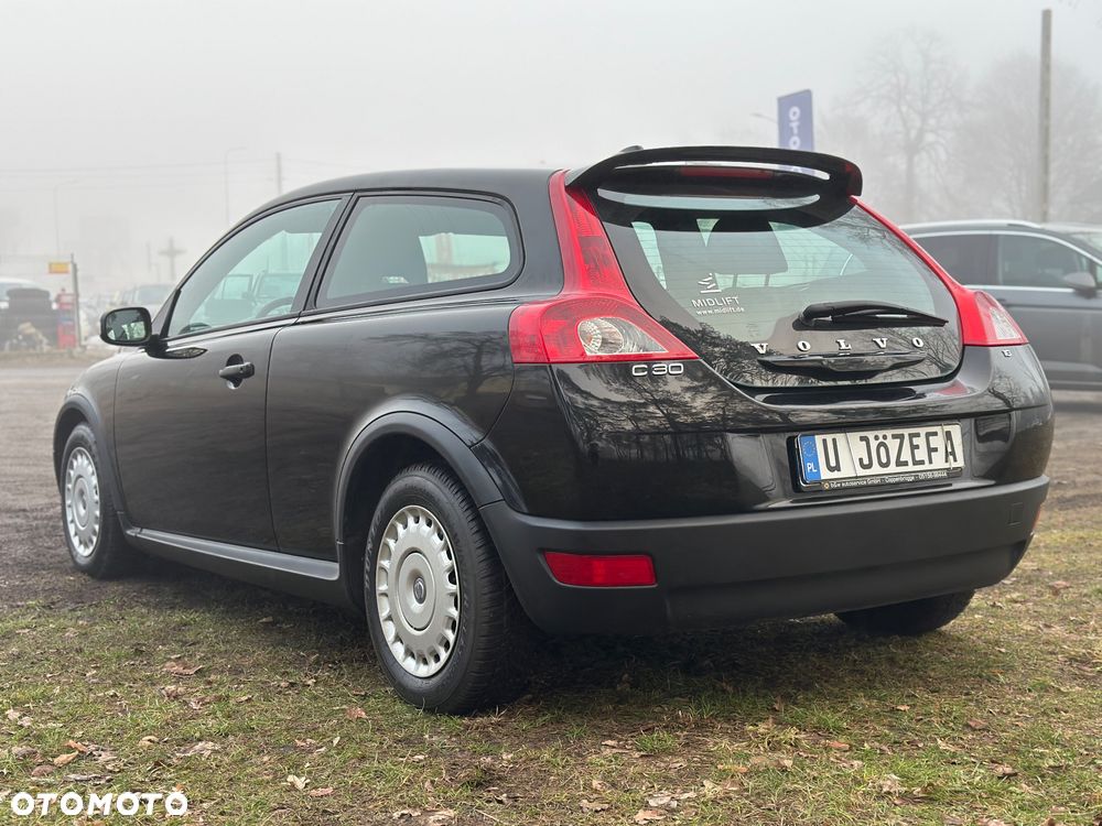 Volvo C30 1.6 Momentum - 17