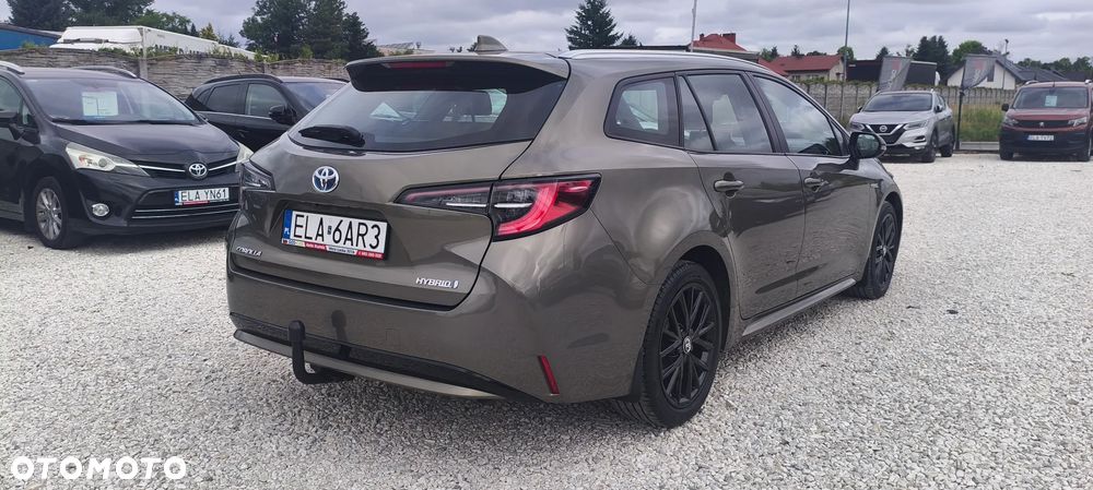 Toyota Corolla 1.8 Hybrid Executive - 12