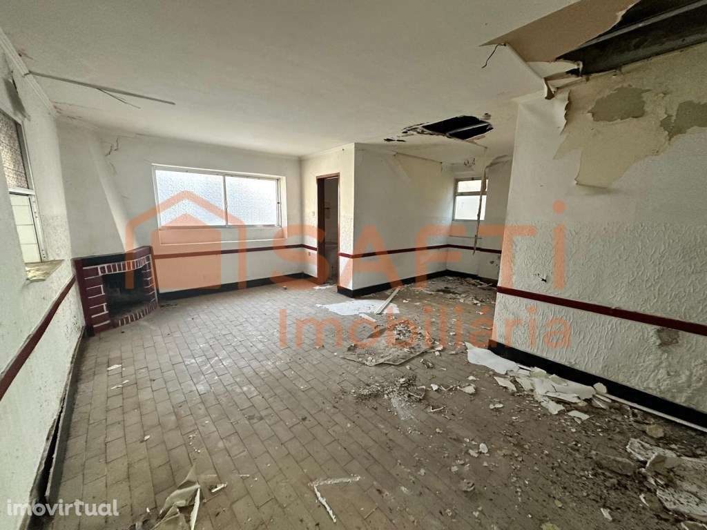 Espaço para remodelar no Entroncamento 86000€-150000€ - Grande imagem: 4/26