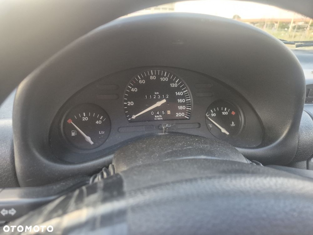 Opel Corsa - 6