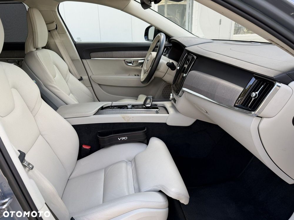 Volvo V90 B4 D Plus Dark - 27