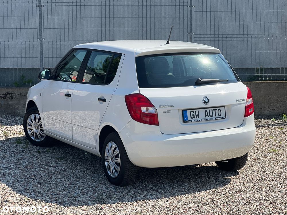 Skoda Fabia 1.2 HTP Active - 6