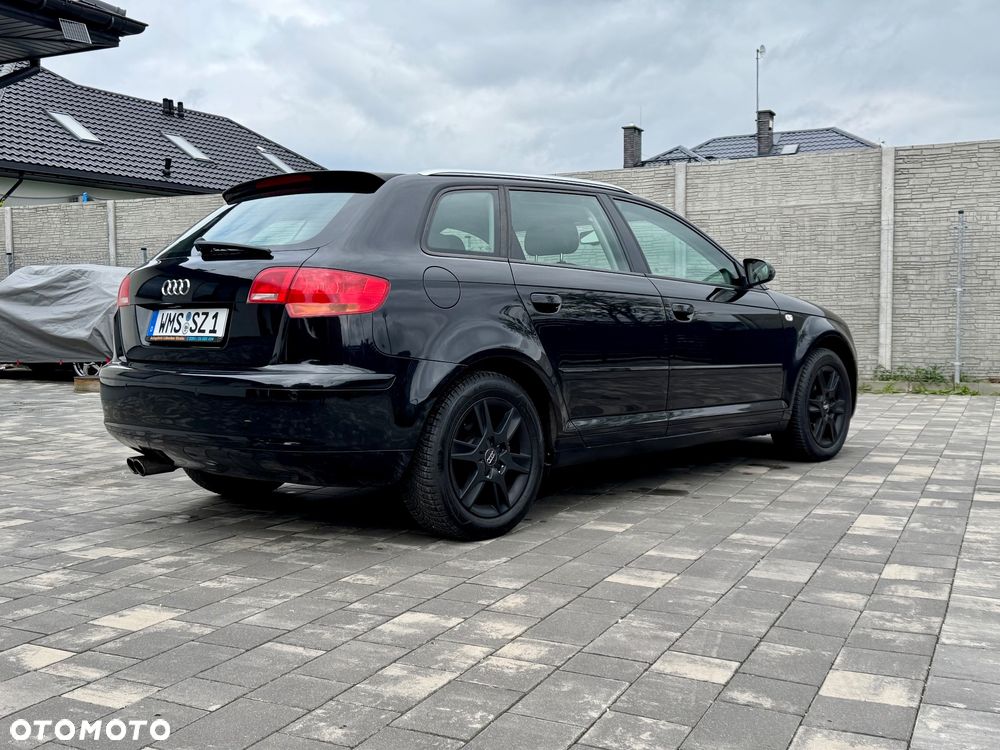 Audi A3 Sportback - 3