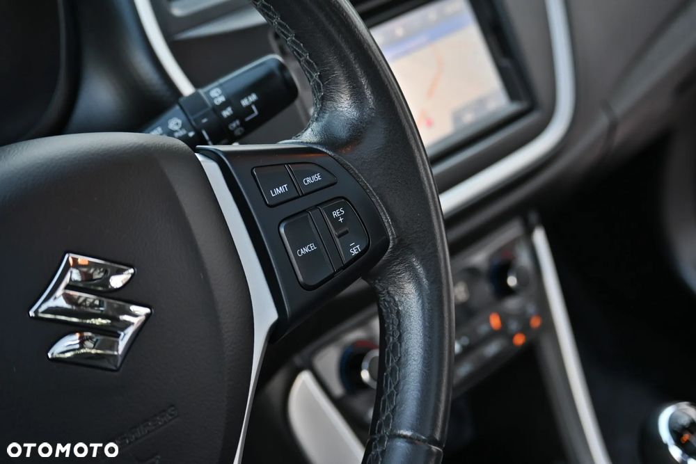 Suzuki SX4 S-Cross 1.6 DDiS Premium 4WD - 34