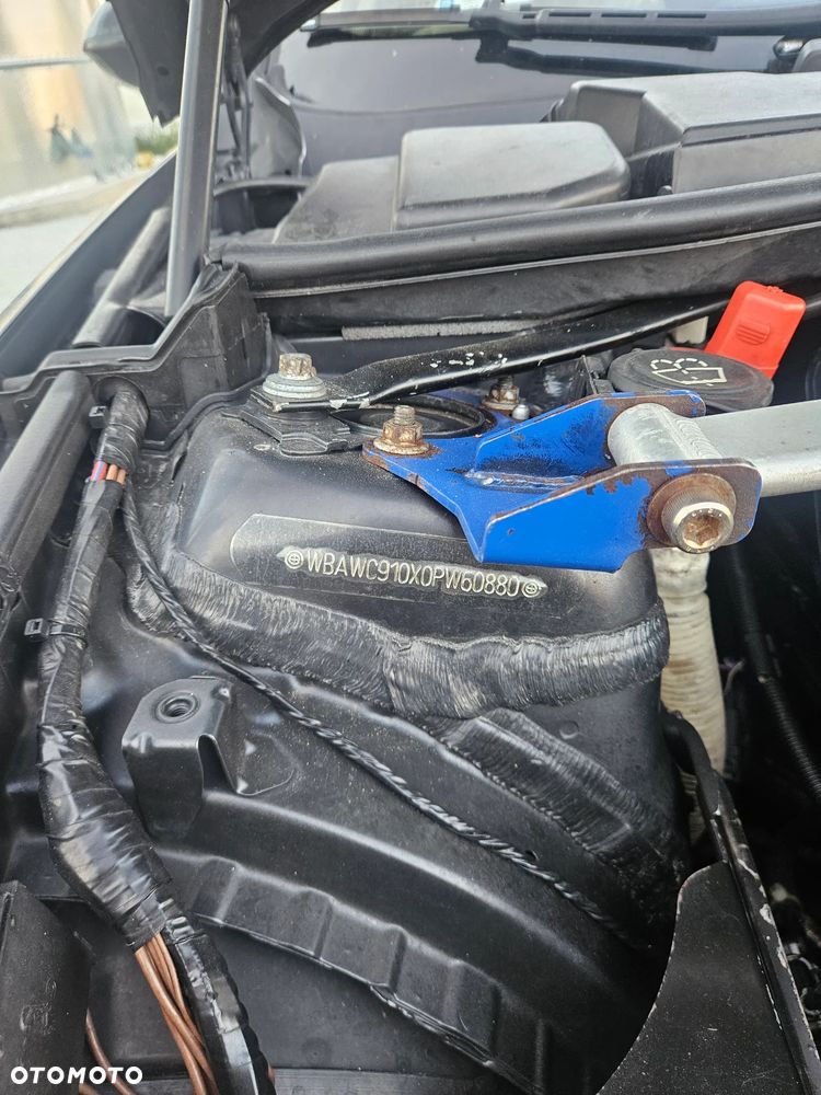 BMW Seria 3 - 34