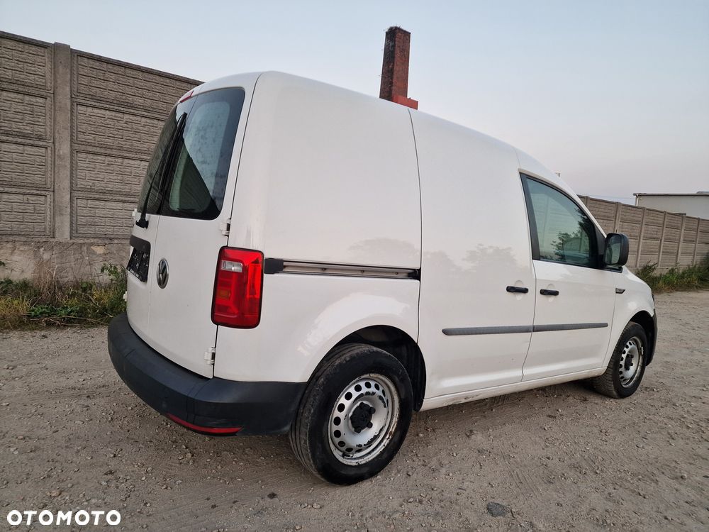 Volkswagen Caddy - 27