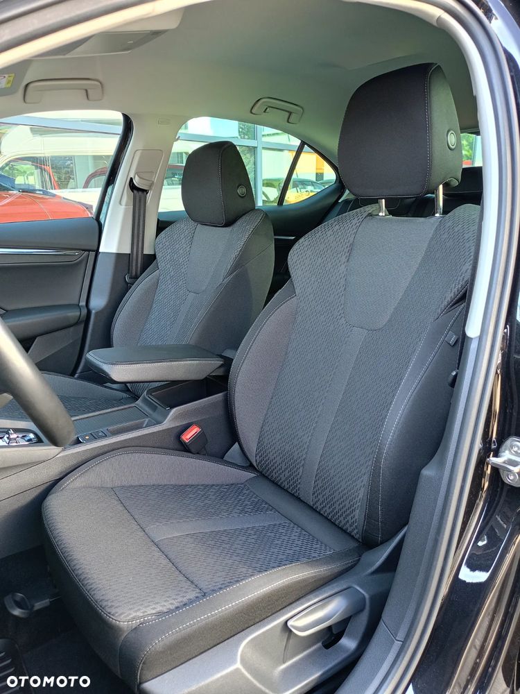 Skoda Octavia 2.0 TDI Style DSG - 10