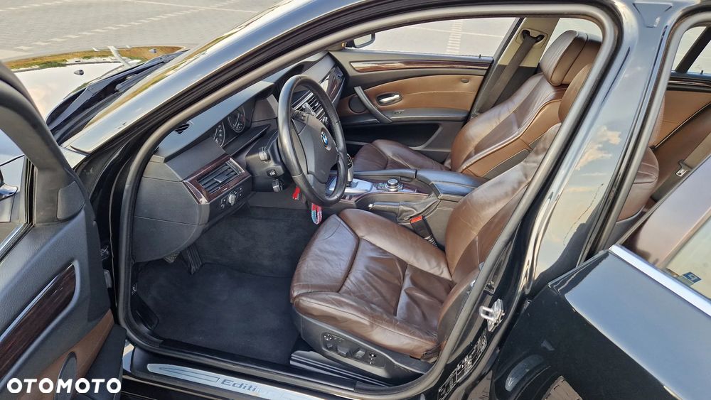 BMW Seria 5 535d Edition Exclusive - 12