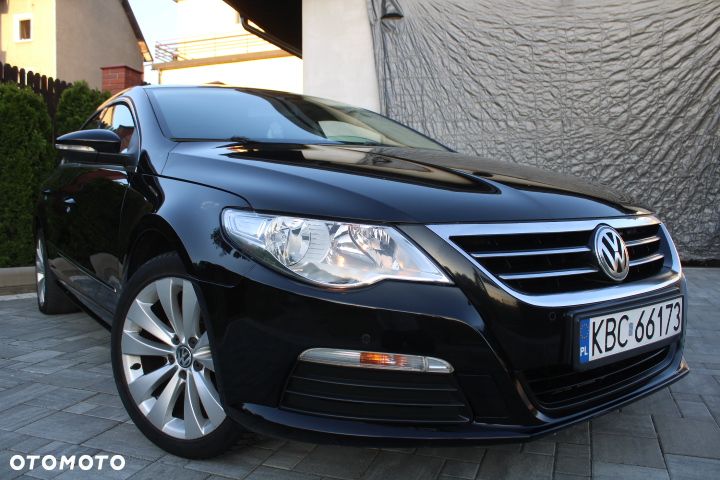 Volkswagen Passat CC - 30