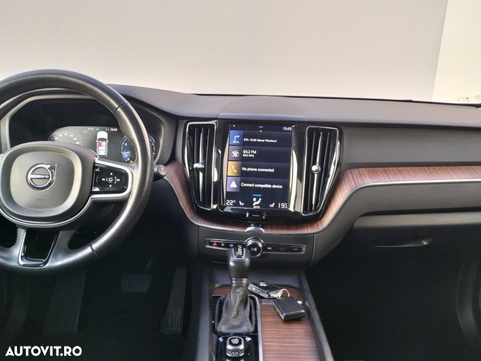 Volvo XC 60 - 8