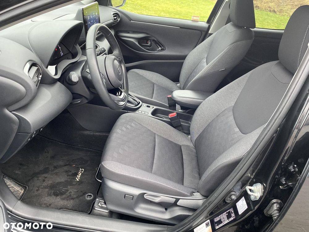 Toyota Yaris Hybrid 1.5 Style - 17