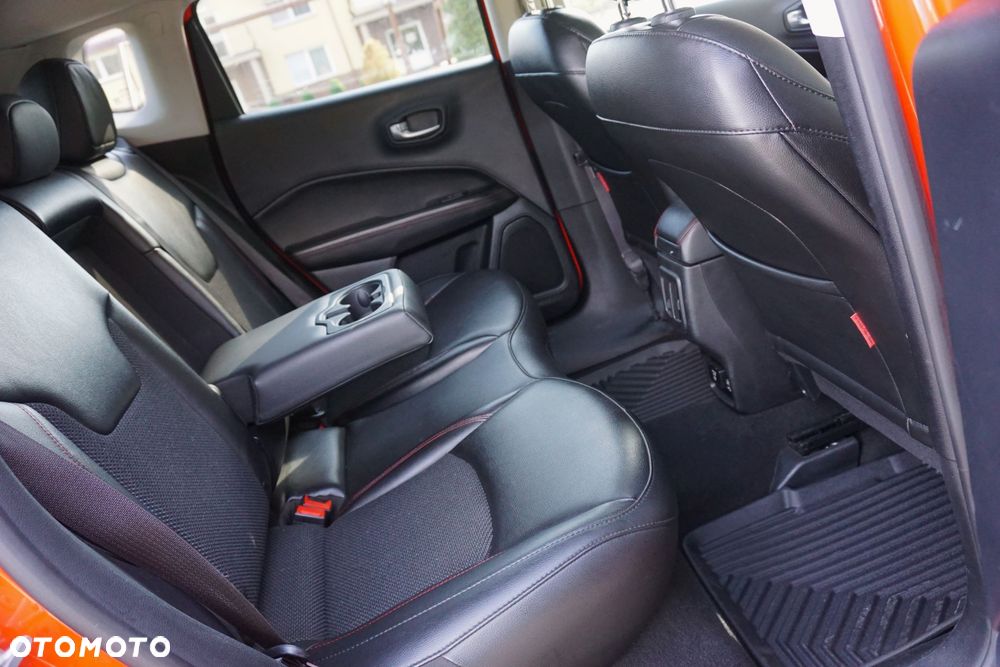 Jeep Compass - 15