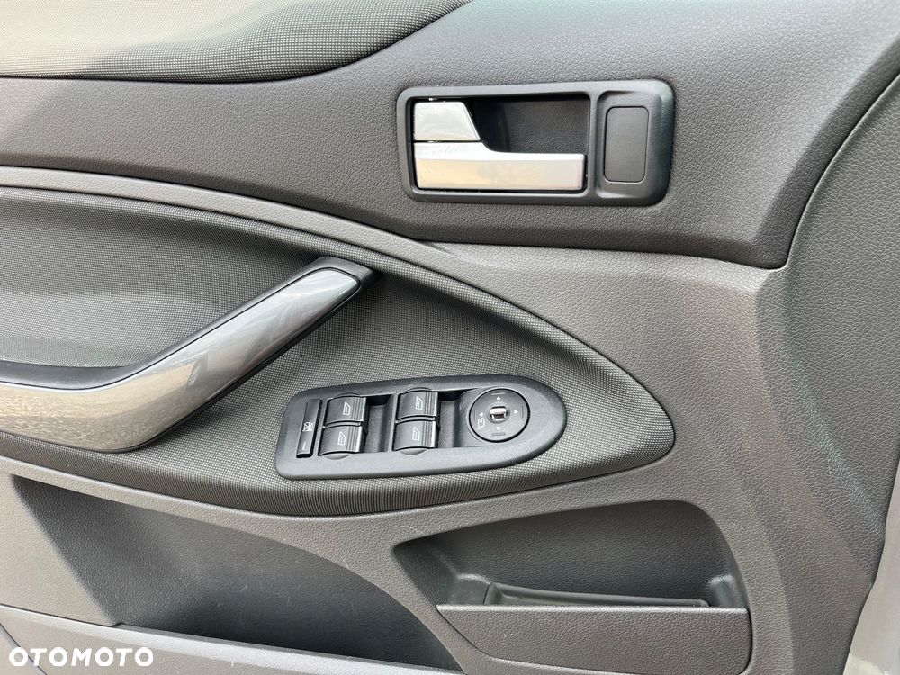 Ford Kuga 2.0 TDCi Titanium - 18