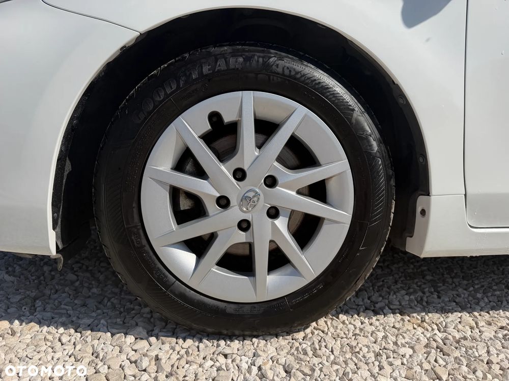 Toyota Prius 1.8 Hybrid Comfort - 32