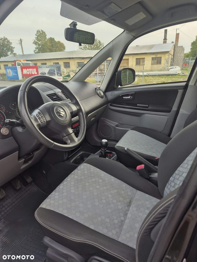 Suzuki SX4 - 14