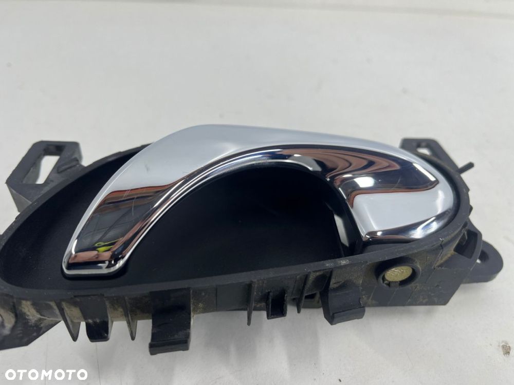 Klamka Nissan Qashqai II 2 J11 13-21r. lewa tylna przednia wewnętrzna rączka uchwyt drzwi 80671-4ea1 - 9