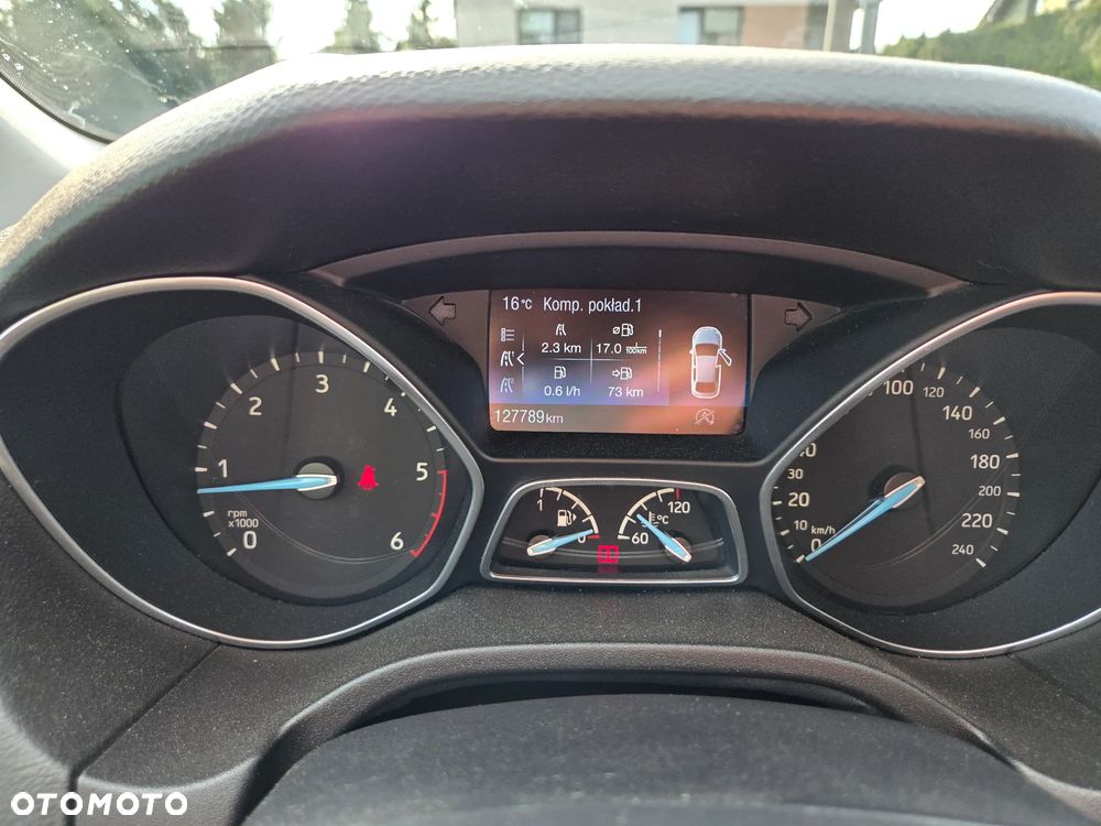 Ford Focus - 25