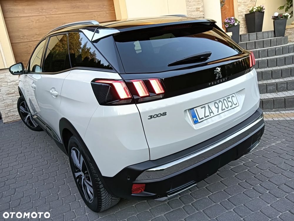 Peugeot 3008 BlueHDi 130 Stop & Start EAT8 Allure - 4