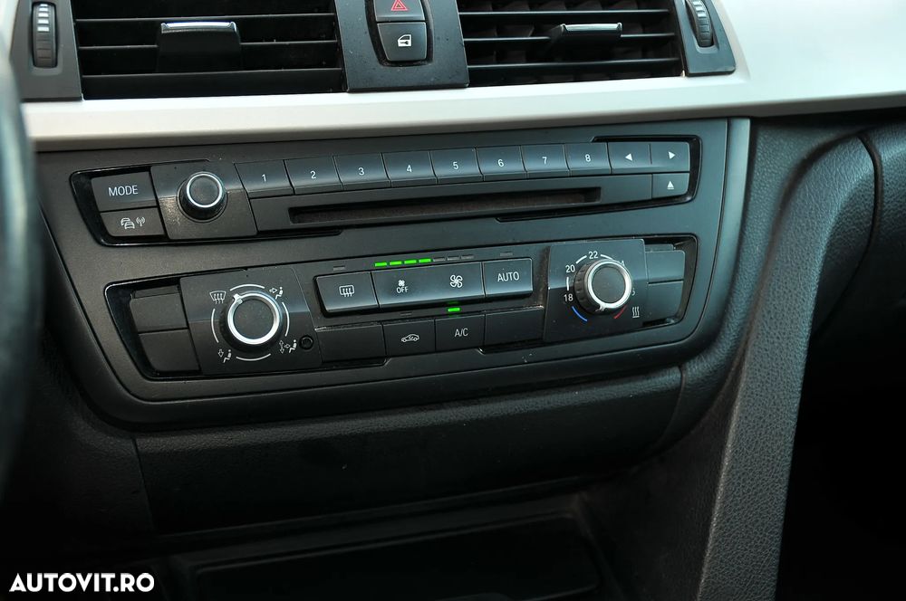 BMW Seria 3 318d - 10