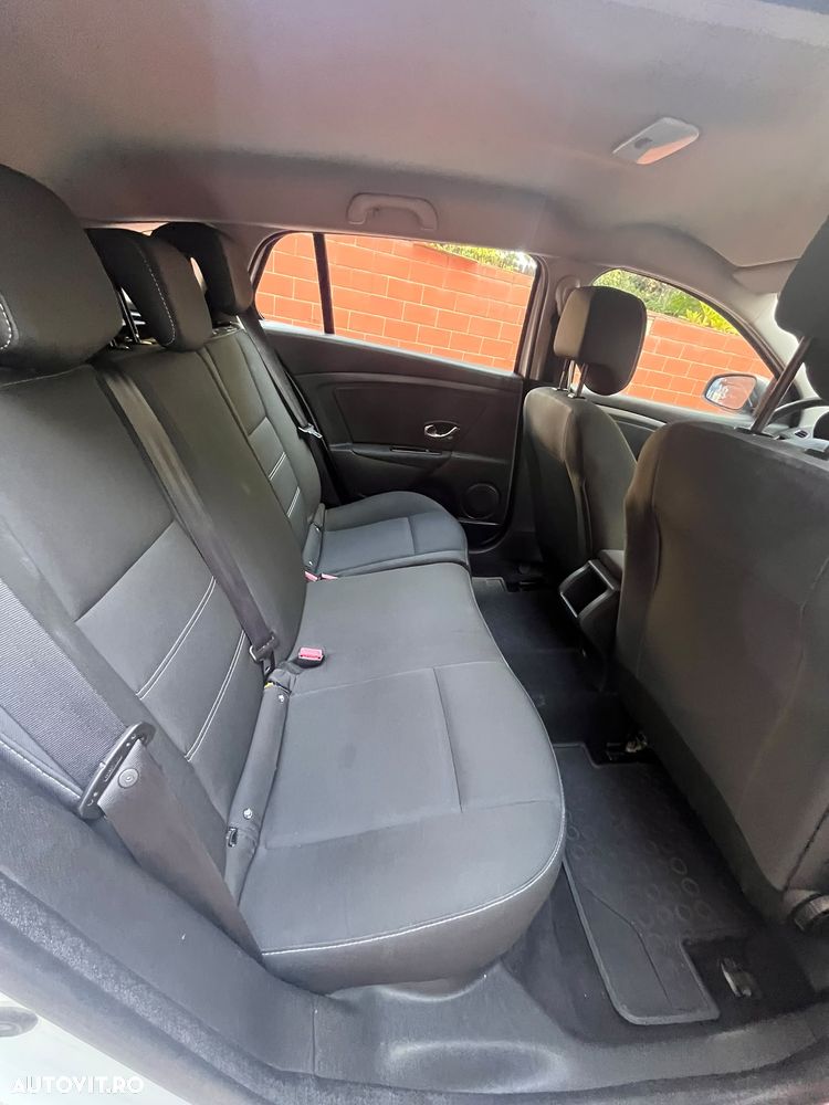Renault Megane 1.5 dCi Dynamique - 6
