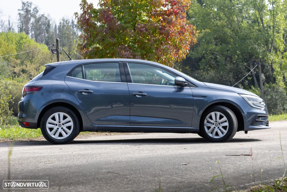 Renault Mégane 1.5 Blue dCi Intens EDC - 26