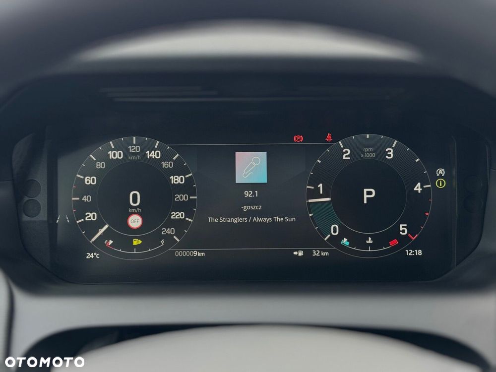 Land Rover Discovery Sport - 21