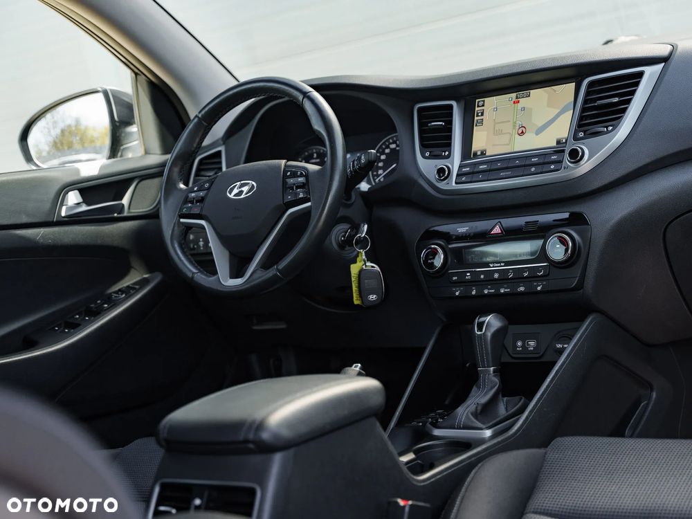 Hyundai Tucson blue 1.7 CRDi 2WD DCT Style - 19