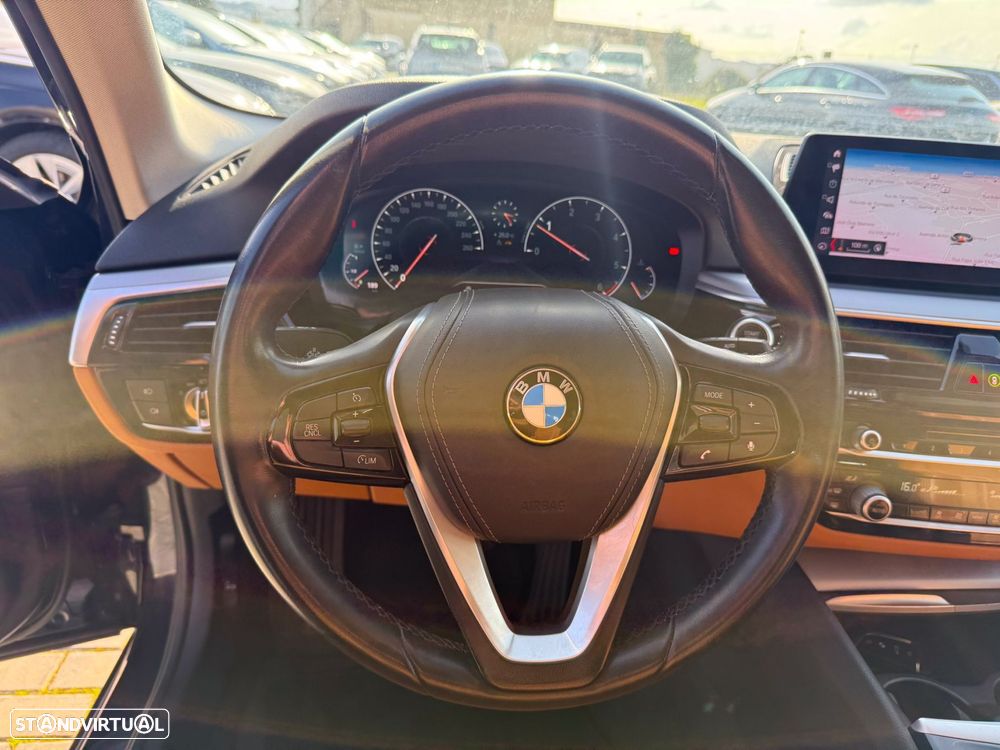BMW 520 d Auto - 16