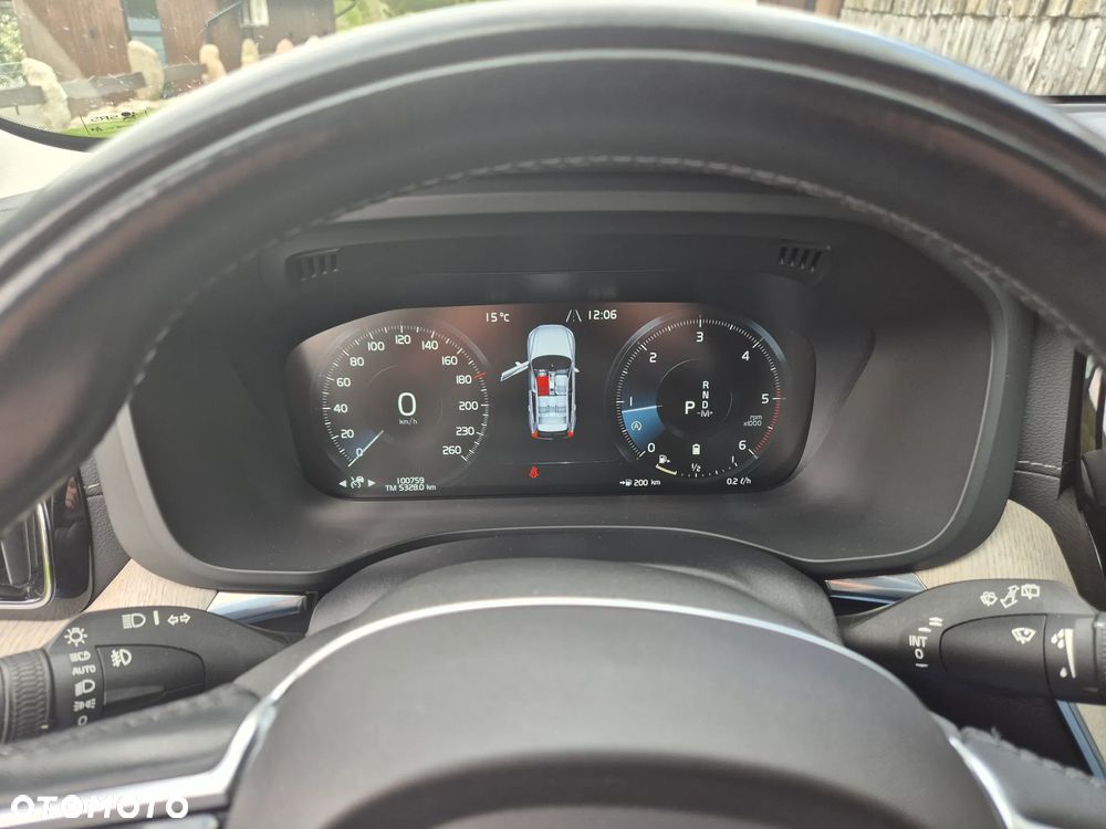 Volvo XC 60 B4 D AWD Inscription - 12